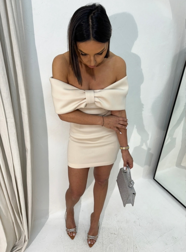 Allegra Ivory mini haljina otkrivenih ramena