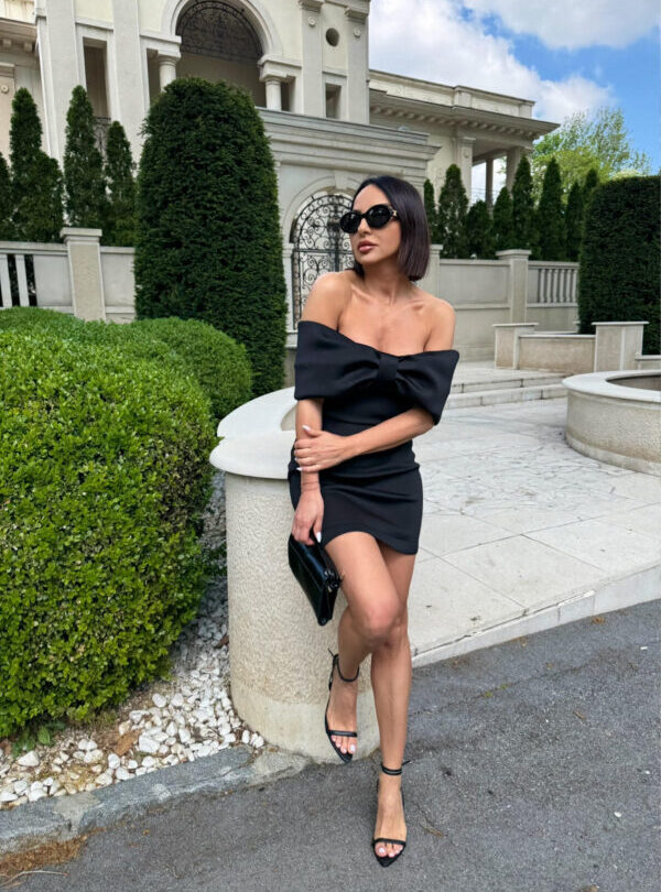 Allegra Black mini haljina otkrivenih ramena