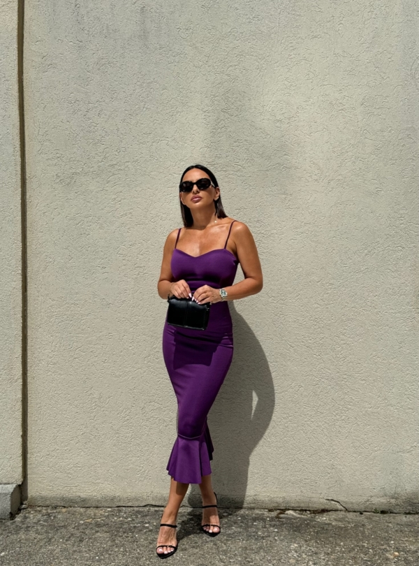 Ljubičasta midi sirena haljina na bretele sa karnerom