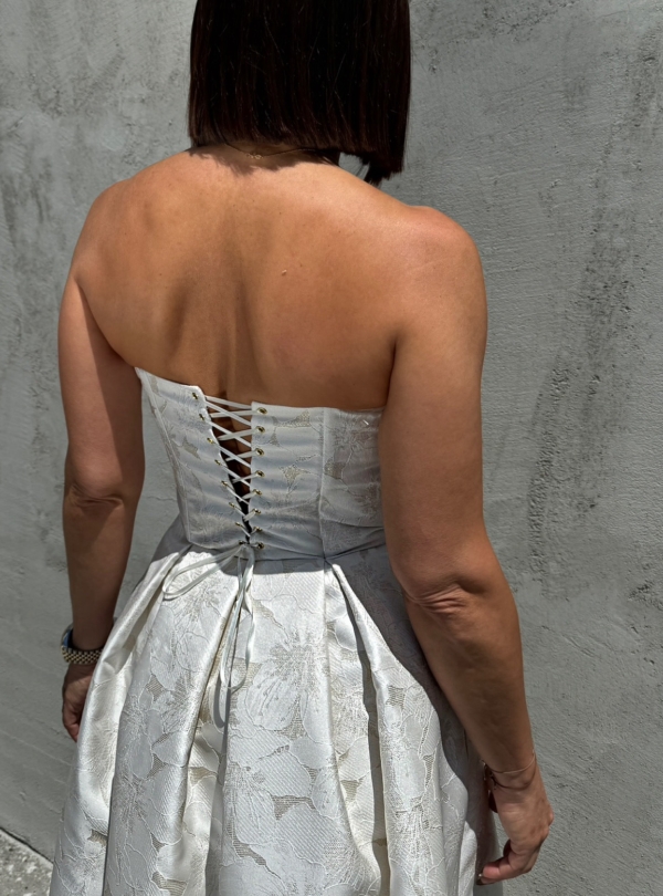 Midi elegantna korset haljina A kroja ispod kolena od čvrstog svetlucavog brokata