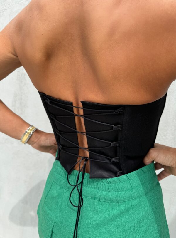 Crni trendi satenski korset