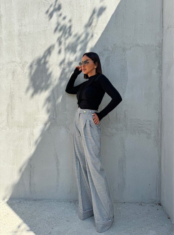 Oversize pantalone pepito dezena širokih zvonastih nogavica visokog struka sa kopčanjem na stranu