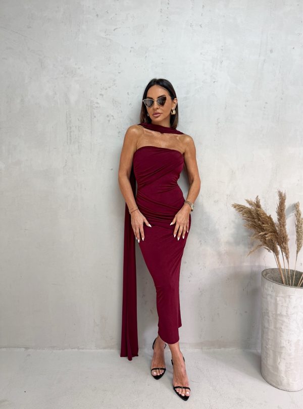 Midi bordo uska haljina od likre bez bretela sa naboranim detaljima i dugim plaštom ispod kolena