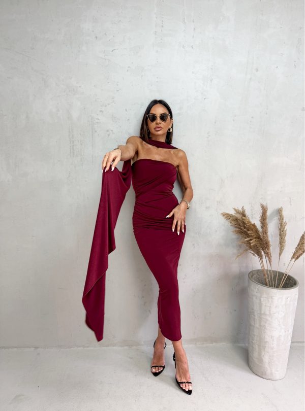 Midi bordo uska haljina od likre bez bretela sa naboranim detaljima i dugim plaštom ispod kolena