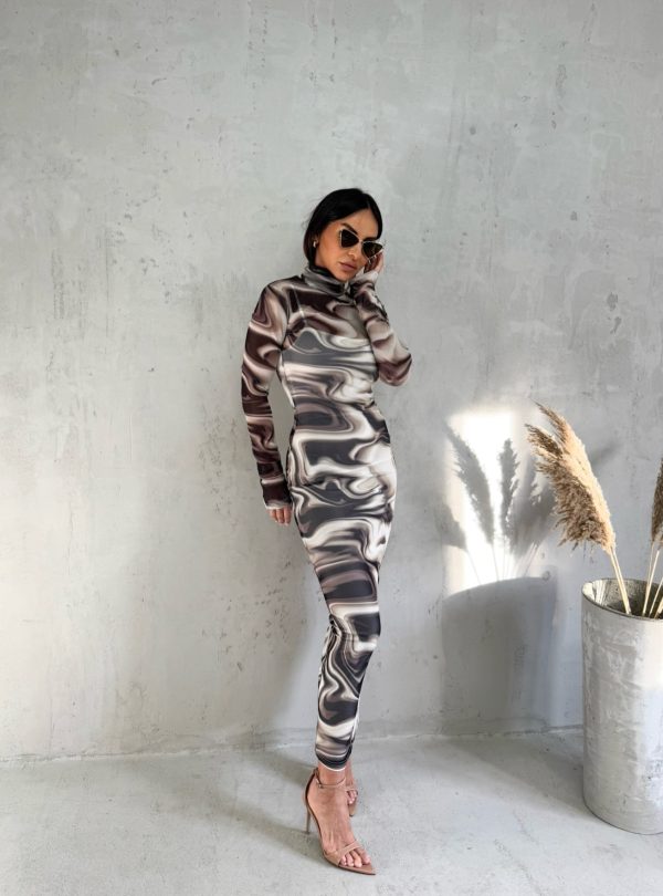 Duga uska dvodelna rolka haljina dugih rukava od transparentnog materijala zanimljivog apstraktnog dezena