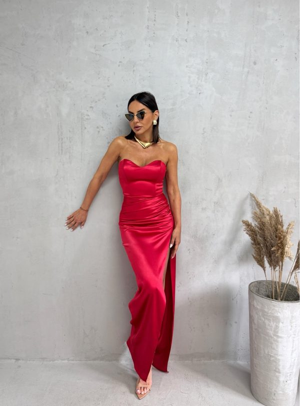 Duga elegantna crvena korset satenska haljina sa dubokim šlicem