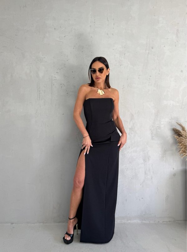 Uska duga crna top haljina sa dubokim šlicem sa strane i sa imitacijom džepova