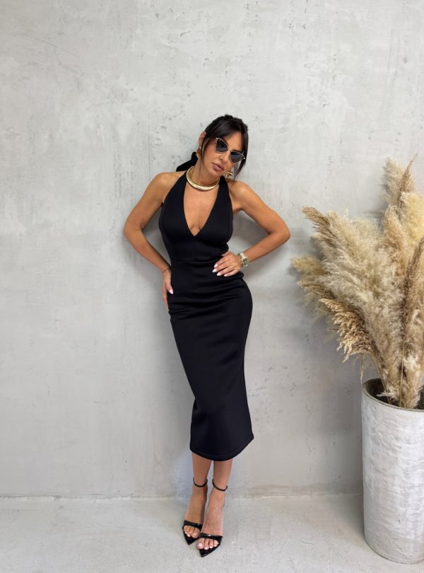 Midi crna uska haljina sa halter vezivanjem oko vrata i otvorenim leđima sa šlicem pozadi