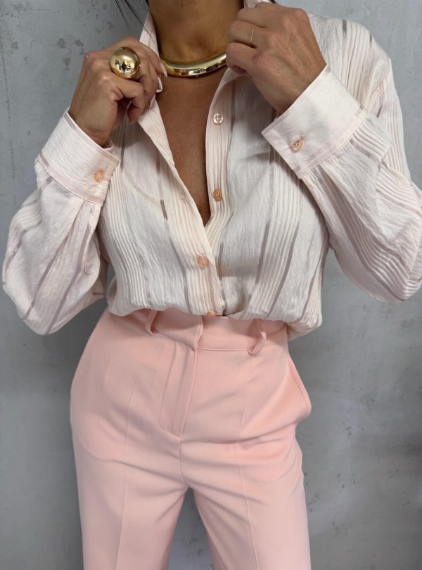 Zvonaste pantalone visokog struka u pastelnoj roze boji kosih džepova sa skrivenim rajsferšlusom