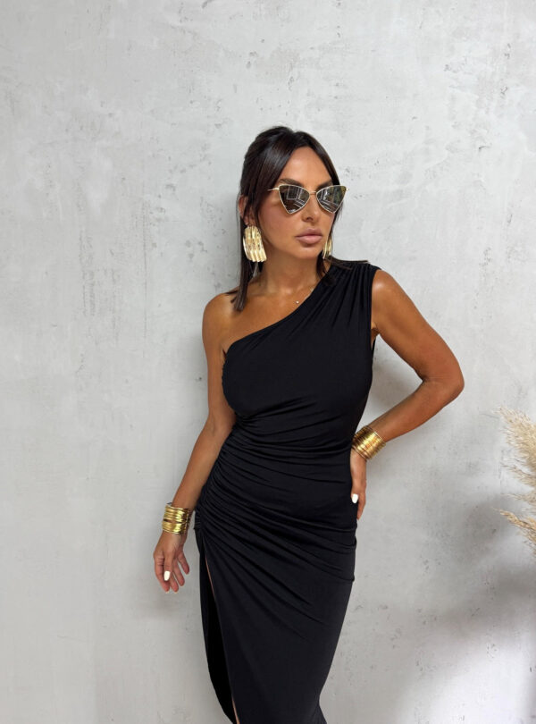 Asimetrična crna duga haljina na jedno rame od likre sa dubokim šlicem
