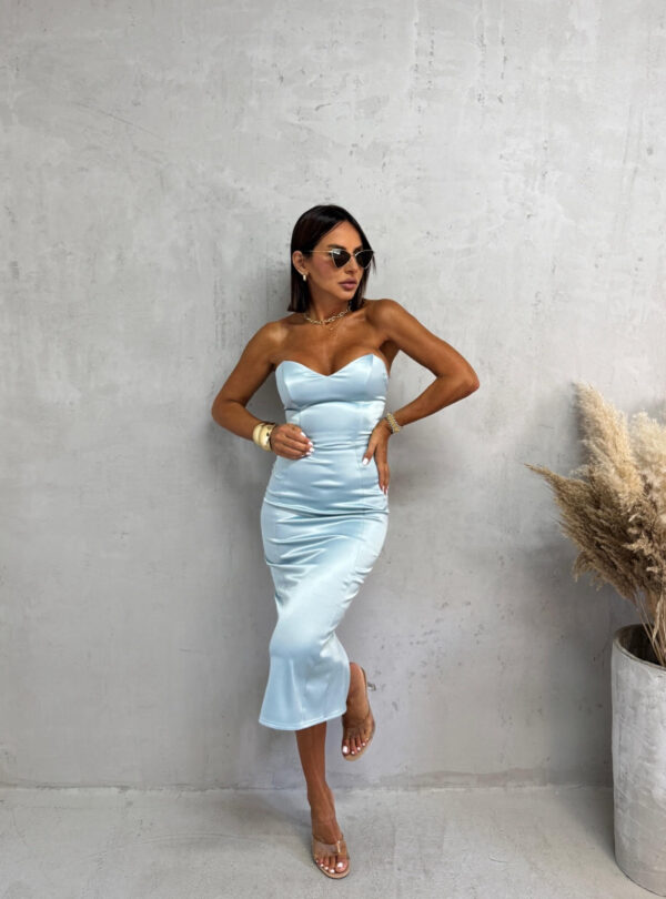 Midi svetlo plava satenska korset haljina uskog kroja sa srce dekolteom