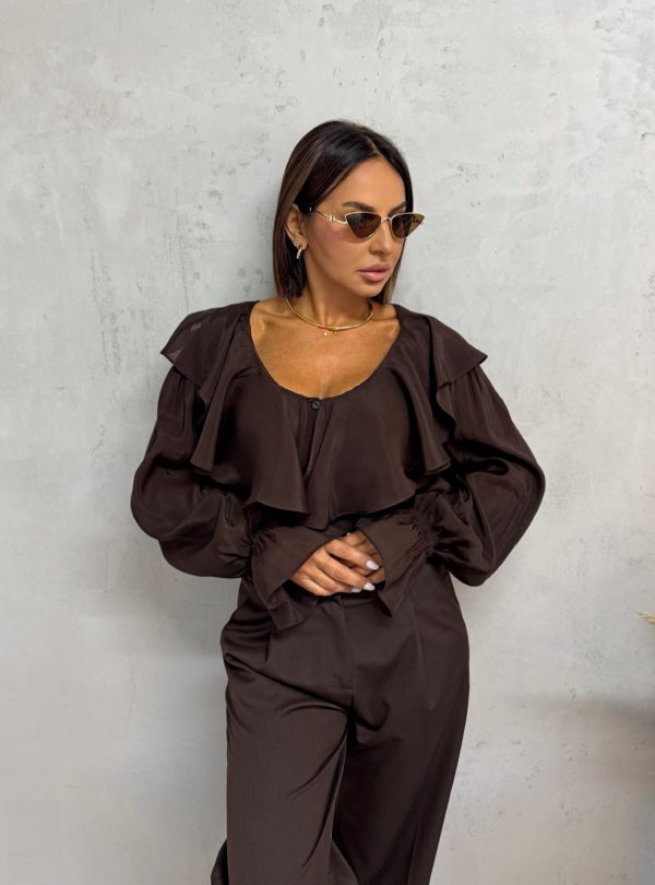 Braon bluza dugih rukava bogata karnerima sa V izrezom