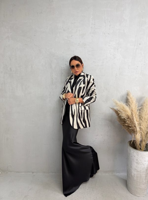 Zebrasti duži crno beli sako