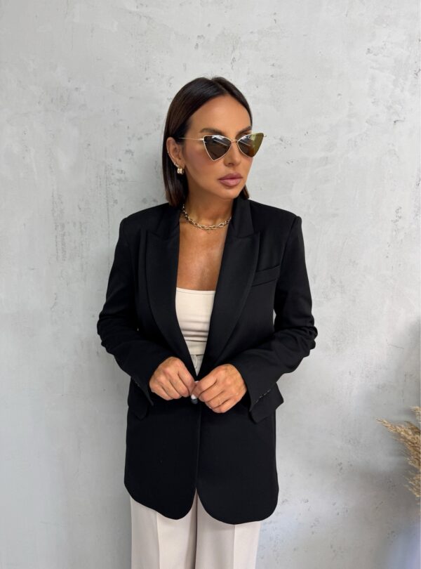 Crni duži ženski sako