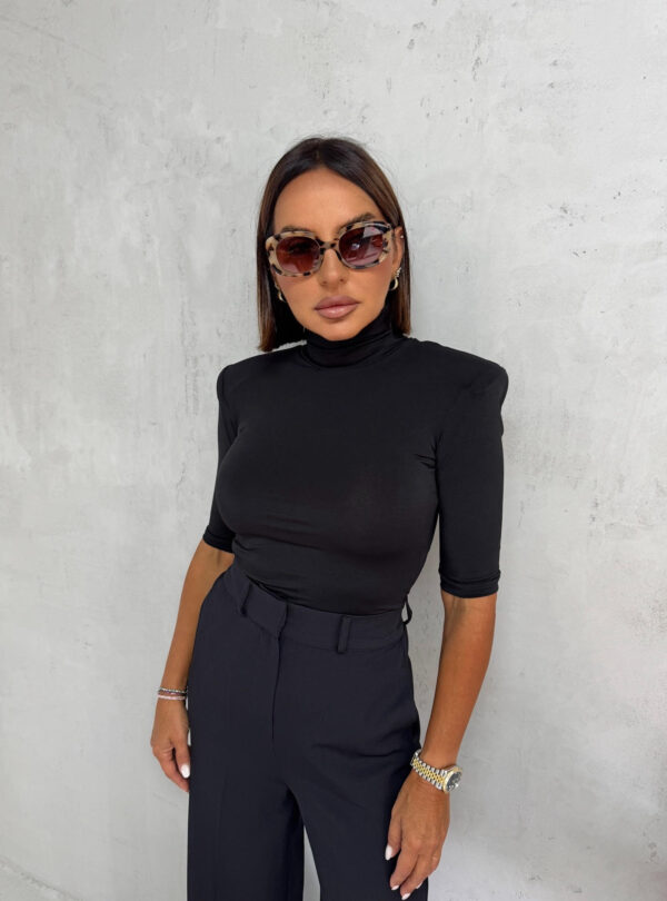 Basic crna rolka od likre sa 3/4 rukavima