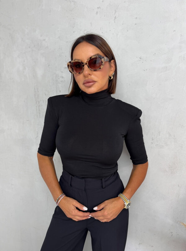 Basic crna rolka od likre sa 3/4 rukavima