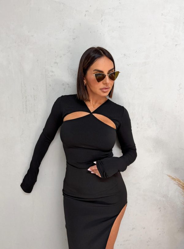 Trendi crna bluza dugih rukava i rasečenog dekoltea