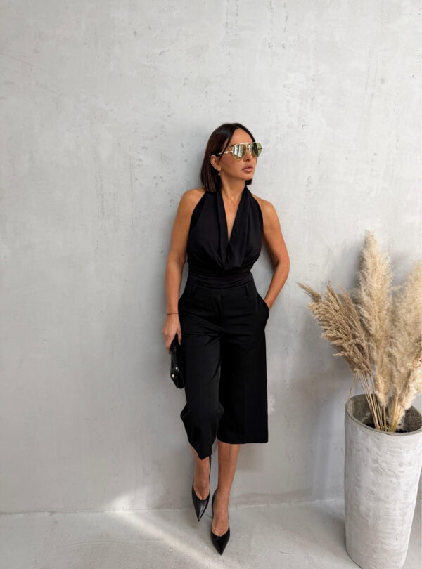 Crne kapri pantalone bermude visokog struka sa ravnim nogavicama