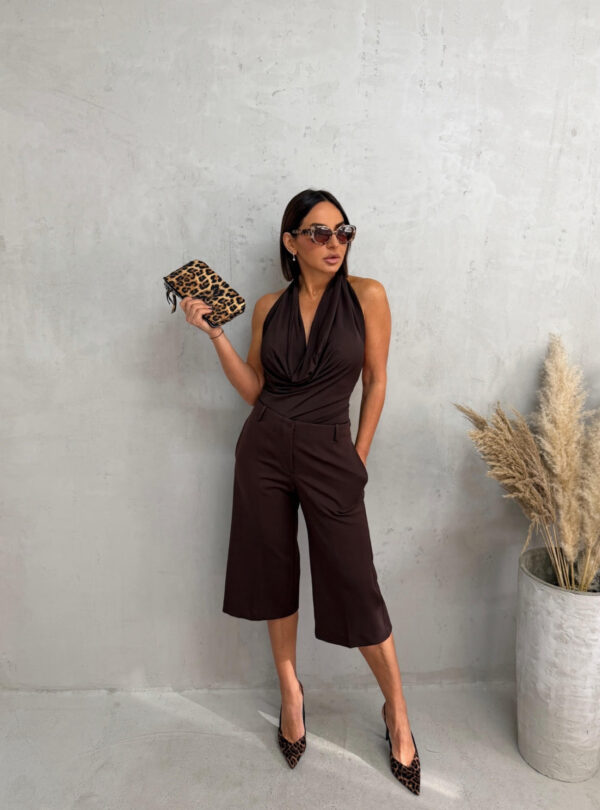 Braon kapri pantalone bermude visokog struka sa ravnim nogavicama