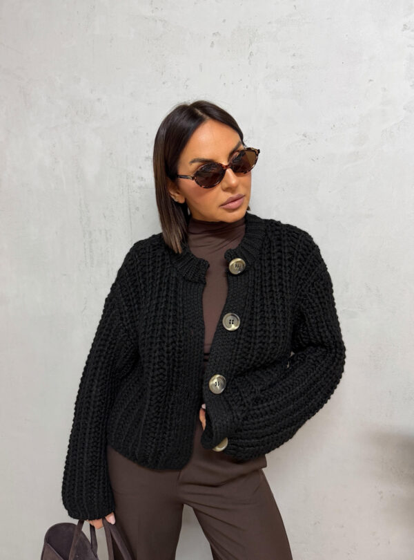 HAILEE BLACK džemper na kopčanje krupnog tkanja