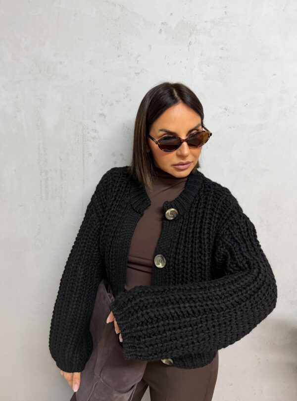 HAILEE BLACK džemper na kopčanje krupnog tkanja