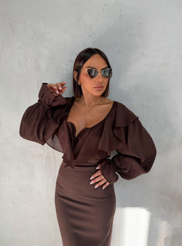 Braon bluza dugih rukava bogata karnerima sa V izrezom