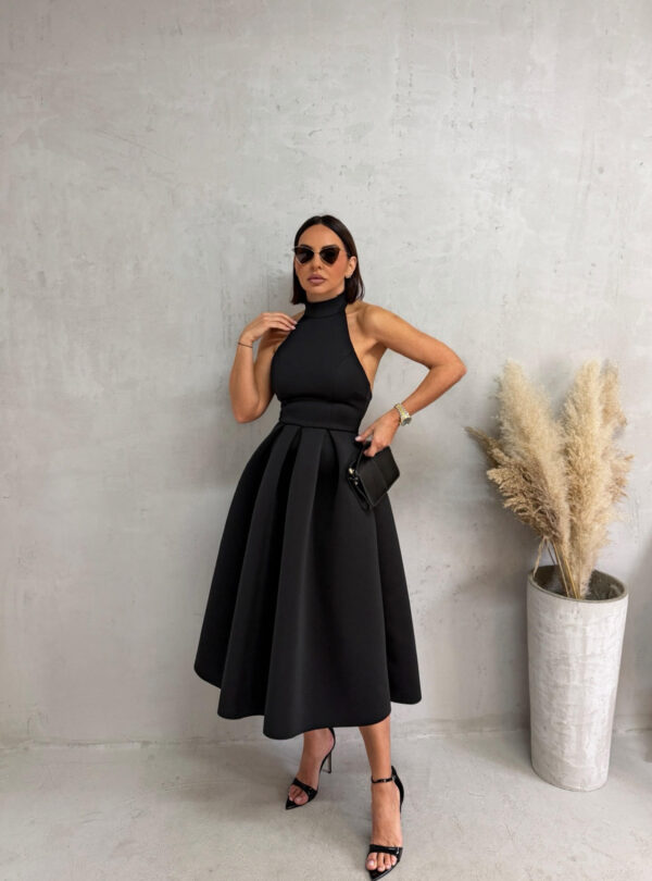 Midi elegantna crna haljina A kroja sa halter izrezom i rolkom