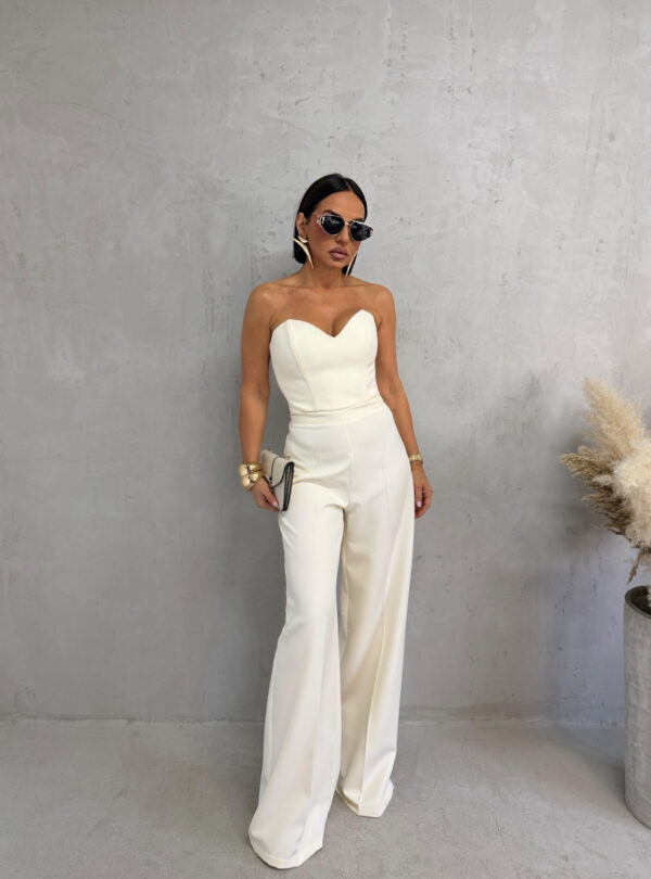 Bele zvonaste pantalone visokog struka