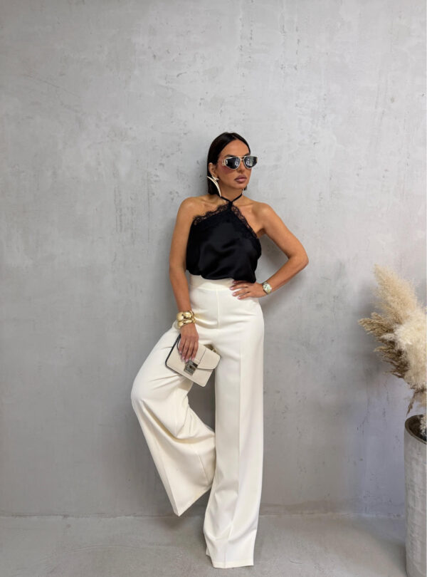 Bele zvonaste pantalone visokog struka