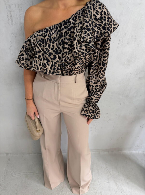 Nude krem zvonaste pantalone visokog struka kosih džepova sa skrivenim rajsferšlusom