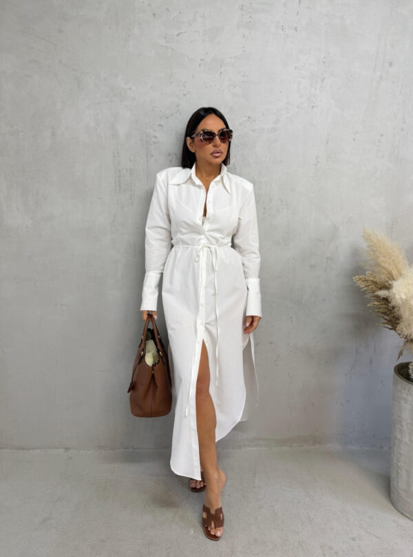 Duga bela košulja haljina sa pojasom na vezivanje i visokim manžetnama