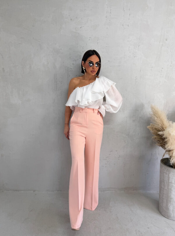 Zvonaste pastelno roze pantalone visokog struka kosih džepova sa skrivenim rajsferšlusom