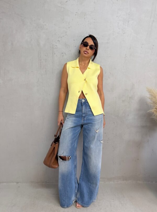 Žuti duži prsluk od trikotaže na kopčanje sa kragnom