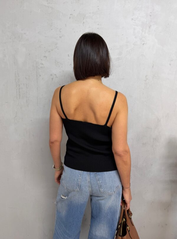 Basic crna majica na bretele od rebraste trikotaže sa čipkom