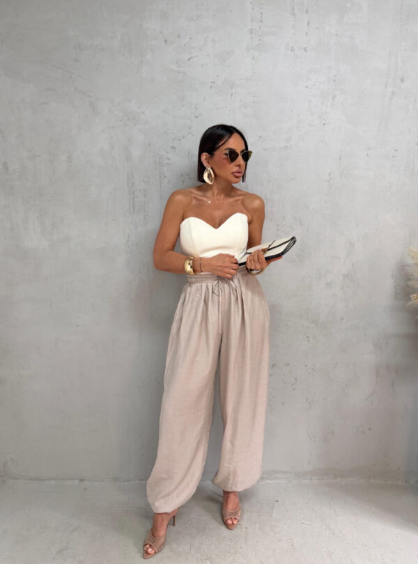 Bež široke ležerne balon pantalone visokog struka na vezivanje