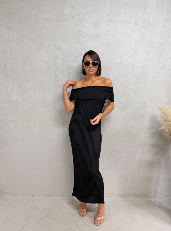 Basic crna uska duga haljina od rebraste trikotaže sa spuštenim ramenima