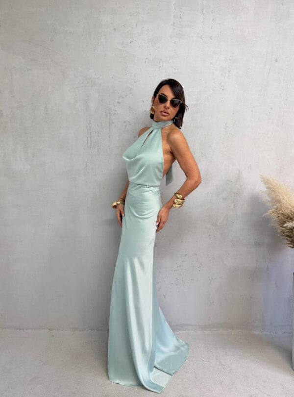 Duga mint plava elegantna satenska haljina otvorenih leđa sa rolka kragnom