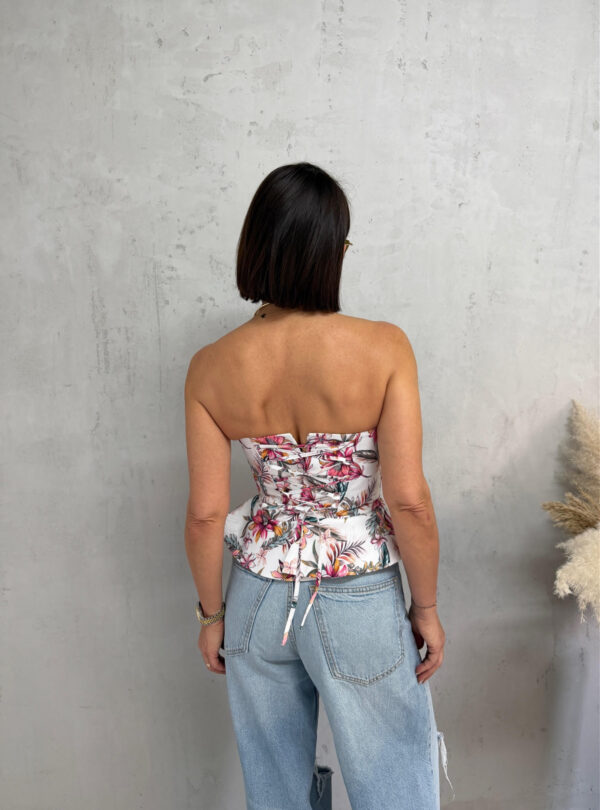 Cvetni peplum korset srce dekoltea